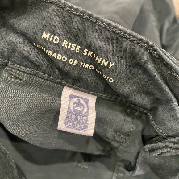 Universal Thread Mid Rise Skinny Jeans Women’s 2 26R Olive Green Button Fly 0173 - Picture 8 of 9